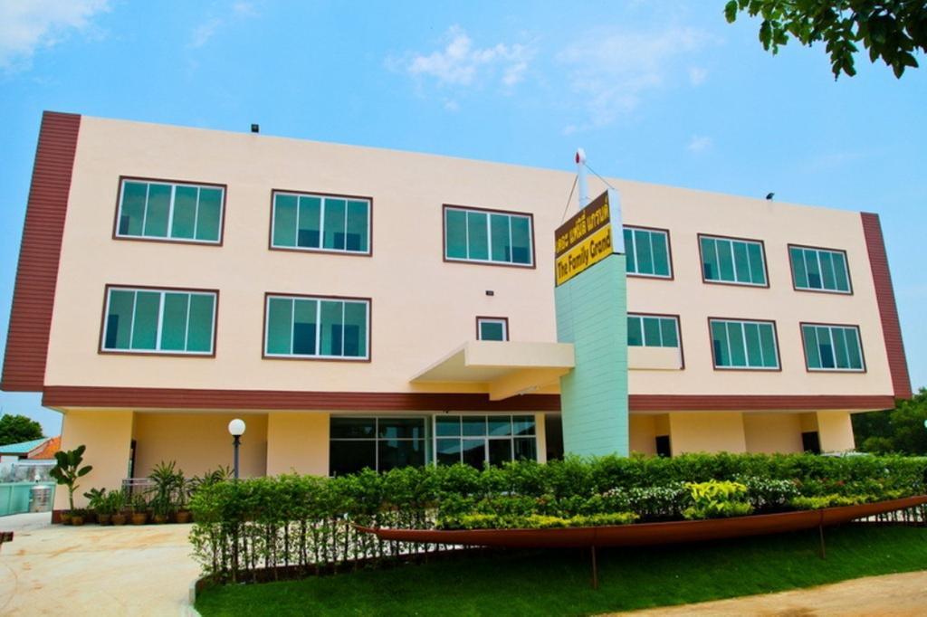 The Family Grand Hotel Udon Thani Eksteriør billede